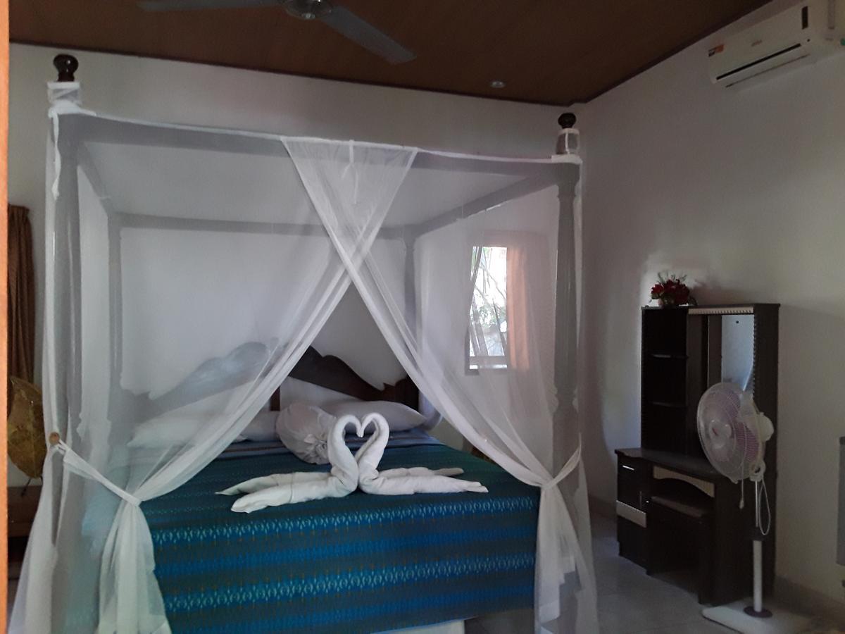 Blue Star Bungalows & Cafe Амед Экстерьер фото